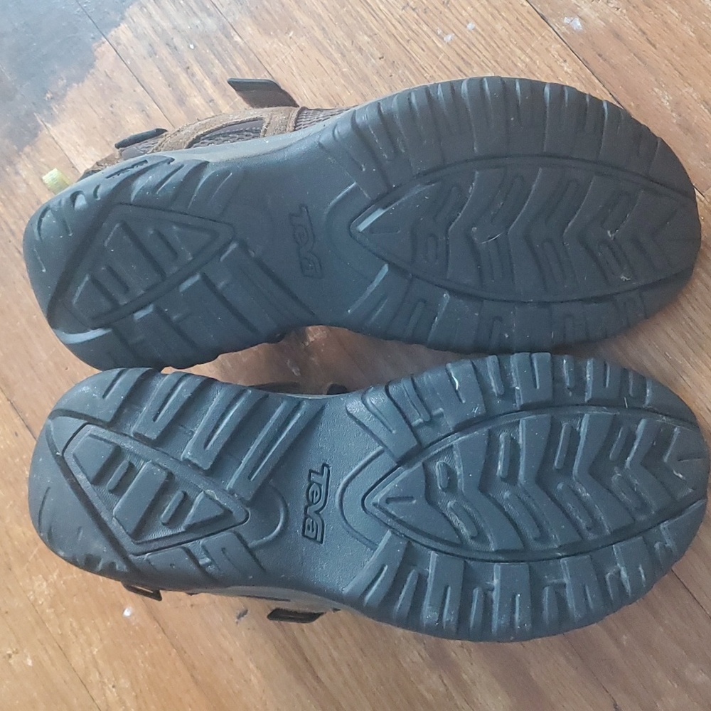 TEVA men's sandal, size 9, EUC - Picture 3 of 10
